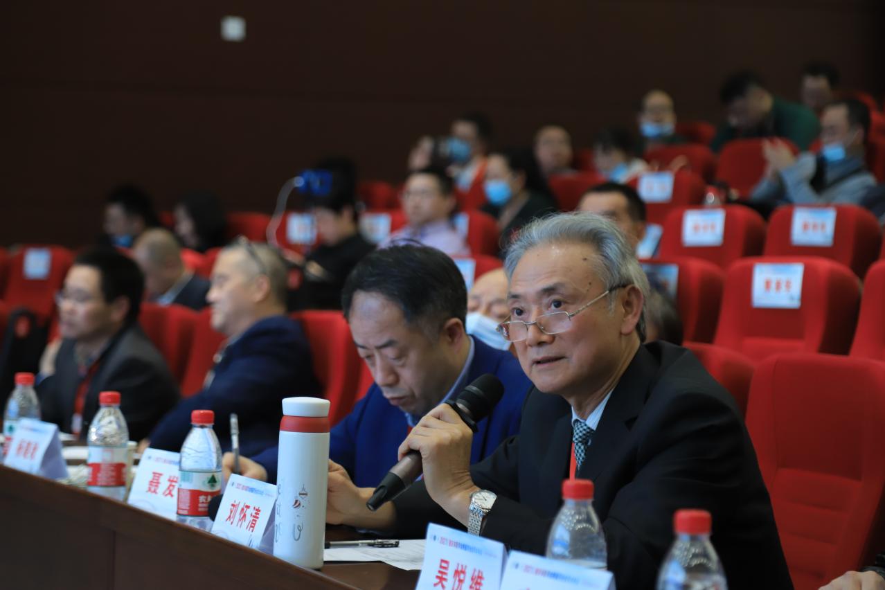说明: 04b4018039e70f3342a60fa7a2445c3